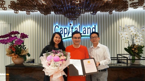 CapitaLand Development trao sổ hồng cho cư dân D1MENSION và bàn giao căn hộ ZENITY - Ảnh 1. CapitaLand Development trao sổ hồng cho cư dân D1MENSION và bàn giao căn hộ ZENITY - Ảnh 1.