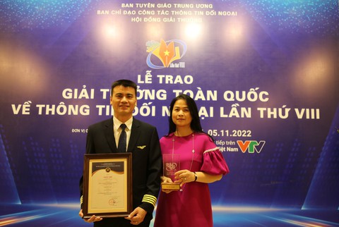 Phim và MV của Vietnam Airlines đoạt giải thưởng toàn quốc về Thông tin đối ngoại - Ảnh 1. Phim và MV của Vietnam Airlines đoạt giải thưởng toàn quốc về Thông tin đối ngoại - Ảnh 1.