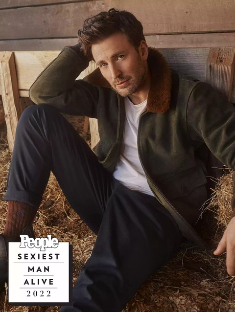 Chris Evans ngại ngùng khi được phong Người đàn ông quyến rũ nhất năm - Ảnh 3. Chris Evans ngại ngùng khi được phong Người đàn ông quyến rũ nhất năm - Ảnh 3.