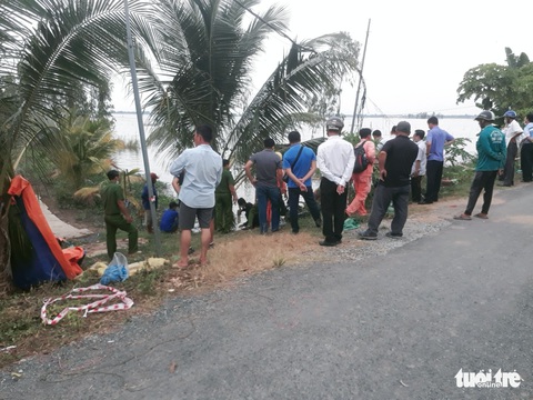 Ba người chết trong lúc sửa bơm điện - Ảnh 2. Ba người chết trong lúc sửa bơm điện - Ảnh 2.