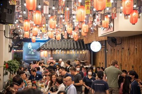 Trọn vẹn tinh hoa ẩm thực nướng Nhật Bản Yakiniku và Yakitori trong 1 địa điểm - Ảnh 2. Trọn vẹn tinh hoa ẩm thực nướng Nhật Bản Yakiniku và Yakitori trong 1 địa điểm - Ảnh 2.