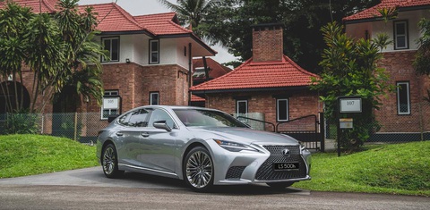 Xe sang hybrid - như hổ mọc thêm cánh - Ảnh 1. Xe sang hybrid - như hổ mọc thêm cánh - Ảnh 1.