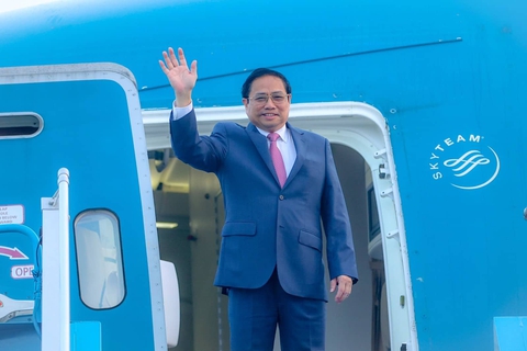 Thủ tướng thăm chính thức Campuchia và dự Hội nghị cấp cao ASEAN - Ảnh 1. Thủ tướng thăm chính thức Campuchia và dự Hội nghị cấp cao ASEAN - Ảnh 1.