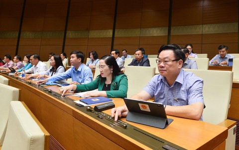 Doanh nghiệp phục vụ quốc phòng, an ninh được cấp thêm băng tần để phát triển kinh tế - Ảnh 1. Doanh nghiệp phục vụ quốc phòng, an ninh được cấp thêm băng tần để phát triển kinh tế - Ảnh 1.