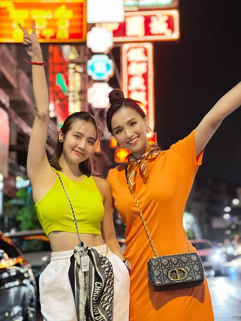 Ảnh vui sao Việt 9-11: Đức Thịnh cười tít mắt khi được vợ hôn - Ảnh 10. Ảnh vui sao Việt 9-11: Đức Thịnh cười tít mắt khi được vợ hôn - Ảnh 10.
