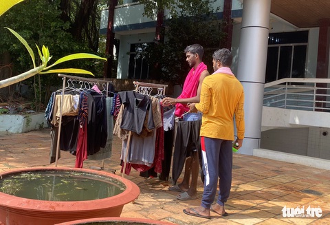 Sắp xếp chỗ ăn, ở cho 300 công dân Sri Lanka tại Bà Rịa - Vũng Tàu - Ảnh 3. Sắp xếp chỗ ăn, ở cho 300 công dân Sri Lanka tại Bà Rịa - Vũng Tàu - Ảnh 3.