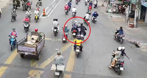 Kiên quyết triệt phá băng nhóm cướp giật đường phố: Mong TP.HCM phải dẹp ngay và luôn - Ảnh 1. Kiên quyết triệt phá băng nhóm cướp giật đường phố: Mong TP.HCM phải dẹp ngay và luôn - Ảnh 1.