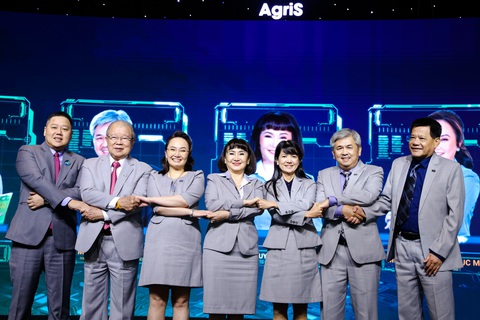 Lãnh đạo SBT đồng loạt đăng ký mua vào cổ phiếu - Ảnh 3. Lãnh đạo SBT đồng loạt đăng ký mua vào cổ phiếu - Ảnh 3.