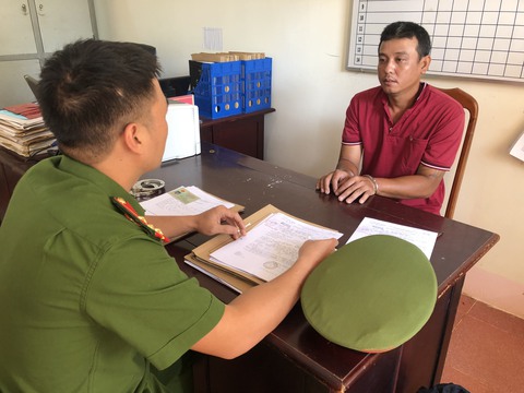Nghi phạm lừa đảo phụ nữ xuất khẩu lao động bị bắt sau hơn 10 năm trốn truy nã - Ảnh 1. Nghi phạm lừa đảo phụ nữ xuất khẩu lao động bị bắt sau hơn 10 năm trốn truy nã - Ảnh 1.
