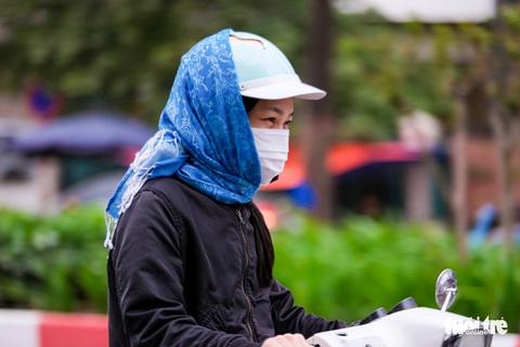 Mẫu Sơn rét 4,5 độ C, hôm nay miền Bắc giảm nhiệt xuống dưới 15 độ C - Ảnh 3. Mẫu Sơn rét 4,5 độ C, hôm nay miền Bắc giảm nhiệt xuống dưới 15 độ C - Ảnh 3.