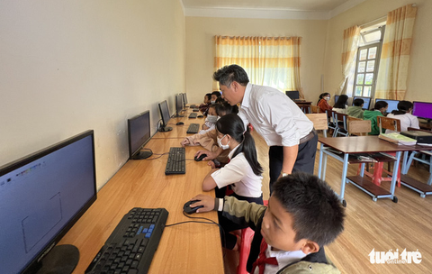 Lâm Đồng xóa điểm trường phụ, chín học sinh bỏ học - Ảnh 2. Lâm Đồng xóa điểm trường phụ, chín học sinh bỏ học - Ảnh 2.
