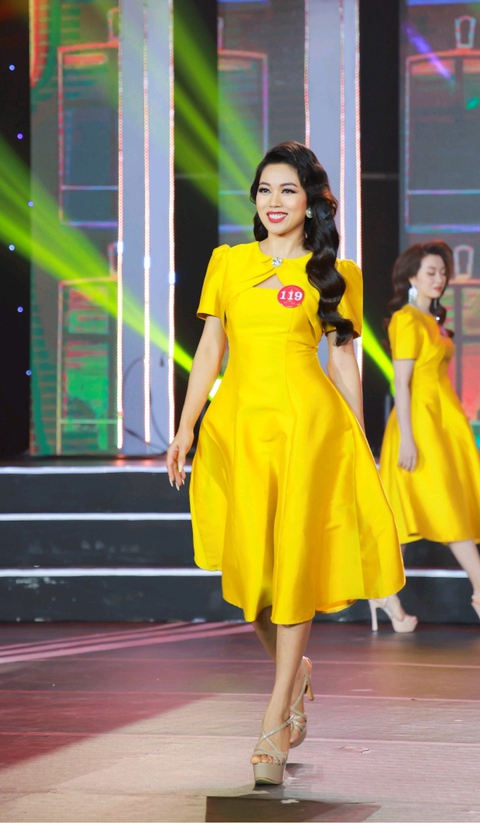Hoa hậu Ngọc Hân hỏi gì mà Đỗ Thị Quỳnh đăng quang? - Ảnh 5. Hoa hậu Ngọc Hân hỏi gì mà Đỗ Thị Quỳnh đăng quang? - Ảnh 5.