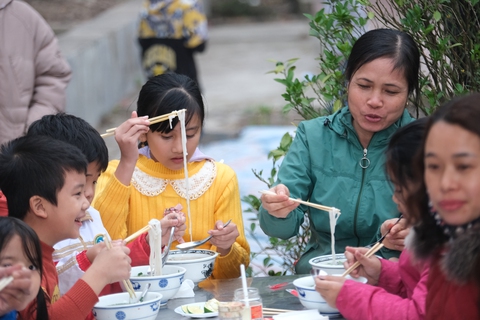 Ăn sáng lúc nào, ăn gì thì tốt?- Ảnh 1. Phở - món ăn sáng được nhiều người yêu thích - Ảnh minh họa: NAM TRẦN