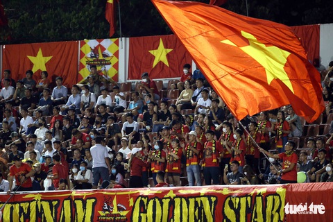 AFF Cup 2022: Vé chợ đen trận Singapore - Việt Nam hơn 1,7 triệu đồng - Ảnh 1. AFF Cup 2022: Vé chợ đen trận Singapore - Việt Nam hơn 1,7 triệu đồng - Ảnh 1.