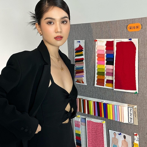 Ảnh vui sao Việt 10-12: Con gái Cường Đôla lí lắc bên mẹ và bà ngoại - Ảnh 4. Ảnh vui sao Việt 10-12: Con gái Cường Đôla lí lắc bên mẹ và bà ngoại - Ảnh 4.