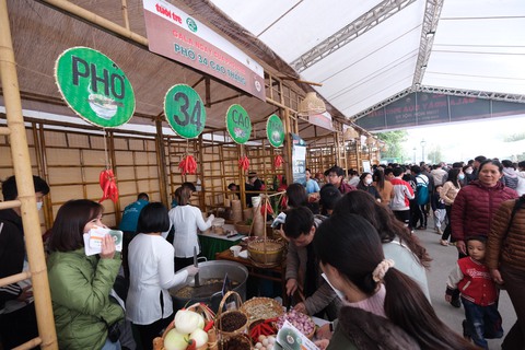 Phía sau những tô phở trong Gala Ngày của phở - Ảnh 4. Phía sau những tô phở trong Gala Ngày của phở - Ảnh 4.