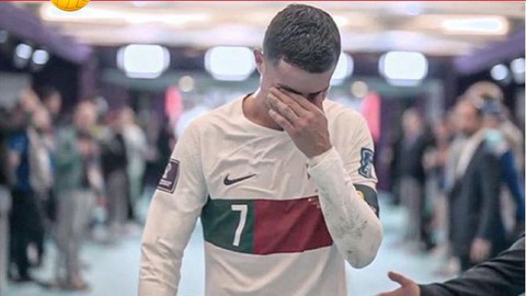 Ronaldo khóc trong đường hầm - Ảnh 1. Ronaldo khóc trong đường hầm - Ảnh 1.