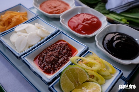 Chung kết Đi tìm người nấu phở ngon: từ miền núi phía Bắc tới miền Nam, có thí sinh từ Úc về thi - Ảnh 18. Chung kết Đi tìm người nấu phở ngon: từ miền núi phía Bắc tới miền Nam, có thí sinh từ Úc về thi - Ảnh 18.