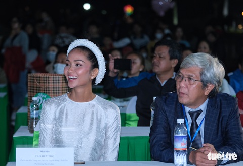 Ngày của phở 2022: Quá bất ngờ và cảm động về tình yêu dành cho phở! - Ảnh 6. Ngày của phở 2022: Quá bất ngờ và cảm động về tình yêu dành cho phở! - Ảnh 6.