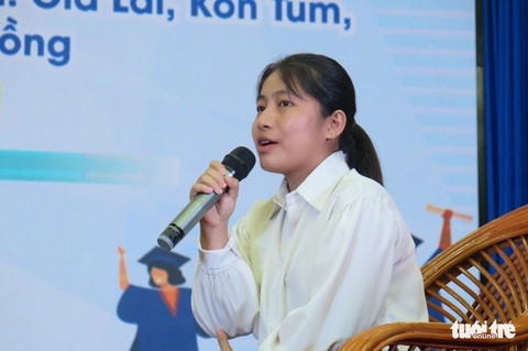 Biết được nhận học bổng Tiếp sức đến trường, hai anh em đã ôm nhau nhảy cẫng - Ảnh 13. Biết được nhận học bổng Tiếp sức đến trường, hai anh em đã ôm nhau nhảy cẫng - Ảnh 13.