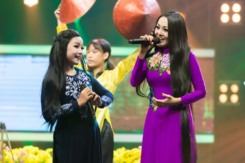 Xuất hiện... 3 Hòa Minzy quẩy cực sung ở Gương mặt thân quen 2022 - Ảnh 6. Xuất hiện... 3 Hòa Minzy quẩy cực sung ở Gương mặt thân quen 2022 - Ảnh 6.