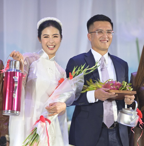 Noo Phước Thịnh sẽ ra mắt bài hát trong Ca sĩ mặt nạ; Thanh Hà cởi giày song ca - Ảnh 4. Noo Phước Thịnh sẽ ra mắt bài hát trong Ca sĩ mặt nạ; Thanh Hà cởi giày song ca - Ảnh 4.