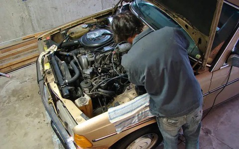 Trùm xe, hết xăng mới đổ và những thói quen giết ô tô mà bạn cần tránh - Ảnh 5. Trùm xe, hết xăng mới đổ và những thói quen giết ô tô mà bạn cần tránh - Ảnh 5.