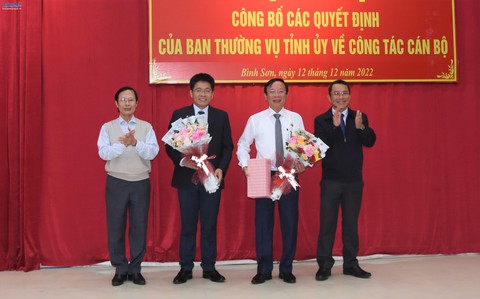 Quảng Ngãi có tân trưởng Ban Nội chính, tân giám đốc Sở Y tế - Ảnh 1. Quảng Ngãi có tân trưởng Ban Nội chính, tân giám đốc Sở Y tế - Ảnh 1.