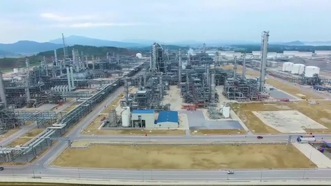 Tin tức sáng 12-1: Bộ trưởng Công Thương làm việc với Nhà máy lọc hóa dầu Nghi Sơn - Ảnh 1. Tin tức sáng 12-1: Bộ trưởng Công Thương làm việc với Nhà máy lọc hóa dầu Nghi Sơn - Ảnh 1.