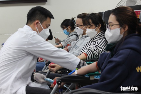 Giọt máu quý trao người: Máu an toàn từ người khỏe mạnh - Ảnh 1. Giọt máu quý trao người: Máu an toàn từ người khỏe mạnh - Ảnh 1.