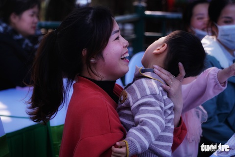 Ngày của phở: Đưa những tô phở yêu thương đến với trẻ em bại não tại Nam Định - Ảnh 6. Ngày của phở: Đưa những tô phở yêu thương đến với trẻ em bại não tại Nam Định - Ảnh 6.