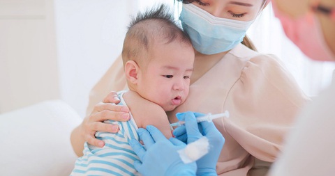 Tỷ lệ tiêm chủng giảm, trẻ dưới 2 tuổi tăng nguy cơ mắc bệnh truyền nhiễm - Ảnh 1. Tỷ lệ tiêm chủng giảm, trẻ dưới 2 tuổi tăng nguy cơ mắc bệnh truyền nhiễm - Ảnh 1.