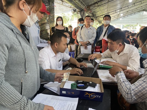 Các bị hại vụ Alibaba không cưỡng lại được sự hấp dẫn - Ảnh 1.