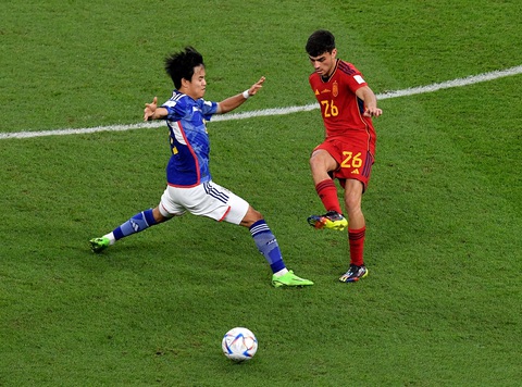 FIFA khuyên Tây Ban Nha bớt chuyền bóng qua lại - Ảnh 1. FIFA khuyên Tây Ban Nha bớt chuyền bóng qua lại - Ảnh 1.