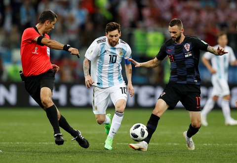 Bán kết Argentina - Croatia: So tài phòng ngự đỉnh cao - Ảnh 1. Bán kết Argentina - Croatia: So tài phòng ngự đỉnh cao - Ảnh 1.
