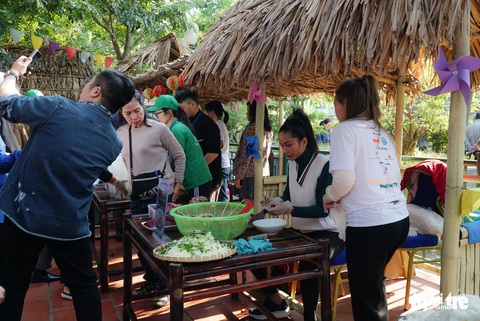 Dàn nghệ sĩ làm đại sứ Ngày của phở đưa hương phở Việt bay xa - Ảnh 5. Dàn nghệ sĩ làm đại sứ Ngày của phở đưa hương phở Việt bay xa - Ảnh 5.