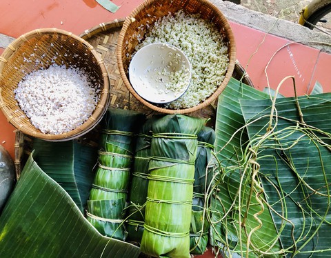 Bánh tét Chăm thoáng hương trong ngày Tết Việt - Ảnh 4. Bánh tét Chăm thoáng hương trong ngày Tết Việt - Ảnh 4.