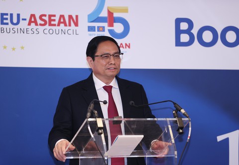 Thủ tướng cam kết ổn định chính sách lâu dài cho nhà đầu tư tại Hội nghị kinh doanh ASEAN - EU - Ảnh 1. Thủ tướng cam kết ổn định chính sách lâu dài cho nhà đầu tư tại Hội nghị kinh doanh ASEAN - EU - Ảnh 1.