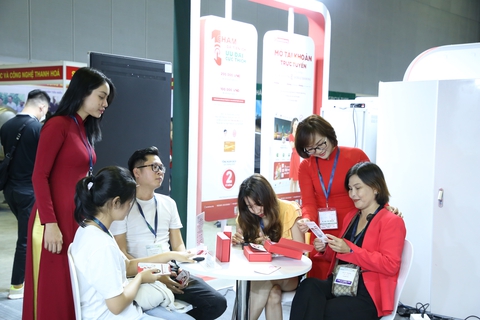 Agribank Digital chinh phục khách hàng đam mê công nghệ - Ảnh 1. Agribank Digital chinh phục khách hàng đam mê công nghệ - Ảnh 1.