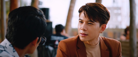 Anh Tú nói gì khi đóng cảnh giường chiếu với Đại Nghĩa? - Ảnh 1. Anh Tú nói gì khi đóng cảnh giường chiếu với Đại Nghĩa? - Ảnh 1.