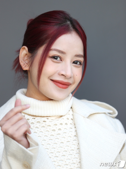 Chi Pu nói gì khi được gọi là Kim Tae Hee Việt Nam? - Ảnh 1. Chi Pu nói gì khi được gọi là Kim Tae Hee Việt Nam? - Ảnh 1.
