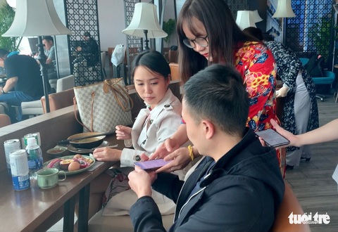Bay cùng phở Việt: Thưởng thức tinh hoa ẩm thực sân bay - Ảnh 8. Bay cùng phở Việt: Thưởng thức tinh hoa ẩm thực sân bay - Ảnh 8.