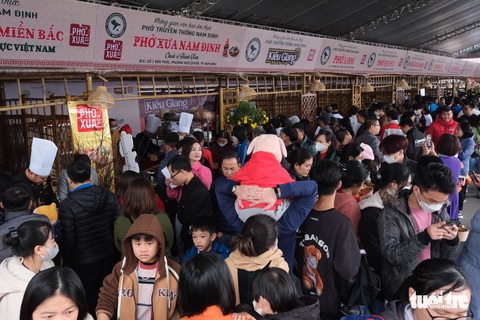Phía sau những tô phở trong Gala Ngày của phở - Ảnh 2. Phía sau những tô phở trong Gala Ngày của phở - Ảnh 2.