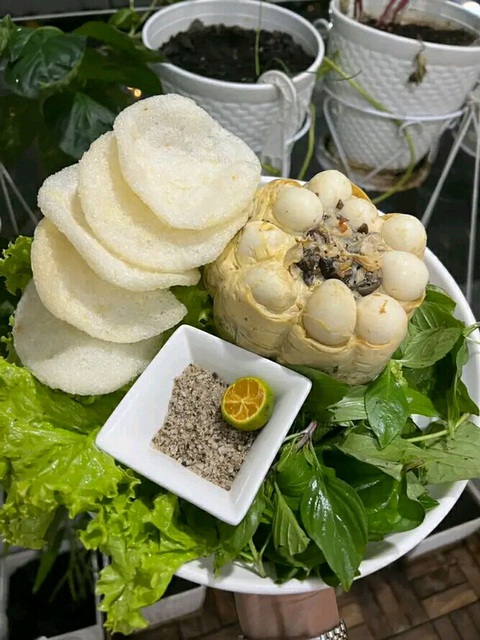 Tôi nhớ chái bếp quê chiều cuối năm rừng rực lửa, nhớ nồi chả đùm tỏa mùi thơm - Ảnh 1. Tôi nhớ chái bếp quê chiều cuối năm rừng rực lửa, nhớ nồi chả đùm tỏa mùi thơm - Ảnh 1.
