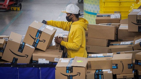 Một doanh nghiệp tại TP.HCM đòi Amazon bồi thường 6.580 tỉ đồng - Ảnh 1. Một doanh nghiệp tại TP.HCM đòi Amazon bồi thường 6.580 tỉ đồng - Ảnh 1.