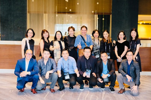 Bà Đinh Thị Thanh Hương nhận giải Nhà Phát Hành của CineAsia năm 2022 - Ảnh 3. Bà Đinh Thị Thanh Hương nhận giải Nhà Phát Hành của CineAsia năm 2022 - Ảnh 3.