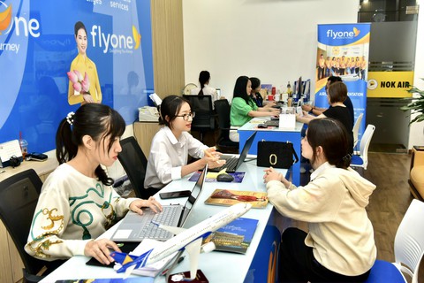 Đón lượng khách kiều bào về Tết, hàng không bận rộn bay quốc tế - Ảnh 1. Đón lượng khách kiều bào về Tết, hàng không bận rộn bay quốc tế - Ảnh 1.