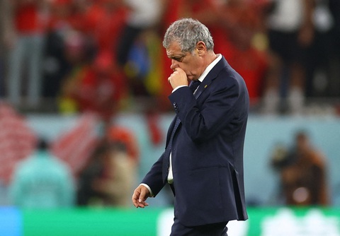 Fernando Santos từ chức HLV tuyển Bồ Đào Nha, Mourinho là ứng viên số 1 - Ảnh 1. Fernando Santos từ chức HLV tuyển Bồ Đào Nha, Mourinho là ứng viên số 1 - Ảnh 1.