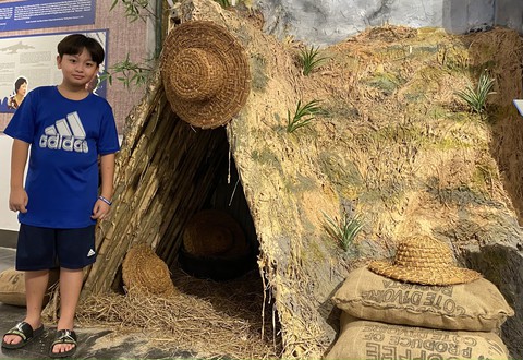 Kỷ niệm 50 năm Điện Biên Phủ trên không: Những hình ảnh Hà Nội một thời đạn bom - Ảnh 2. Kỷ niệm 50 năm Điện Biên Phủ trên không: Những hình ảnh Hà Nội một thời đạn bom - Ảnh 2.
