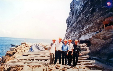 Những ngọn đèn biển chủ quyền trên Biển Đông - Kỳ 4: Khảo sát đảo Hòn Hải hiểm trở - Ảnh 1. Những ngọn đèn biển chủ quyền trên Biển Đông - Kỳ 4: Khảo sát đảo Hòn Hải hiểm trở - Ảnh 1.